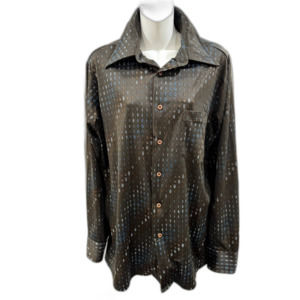 Van Huesen Man's Shirt Size L